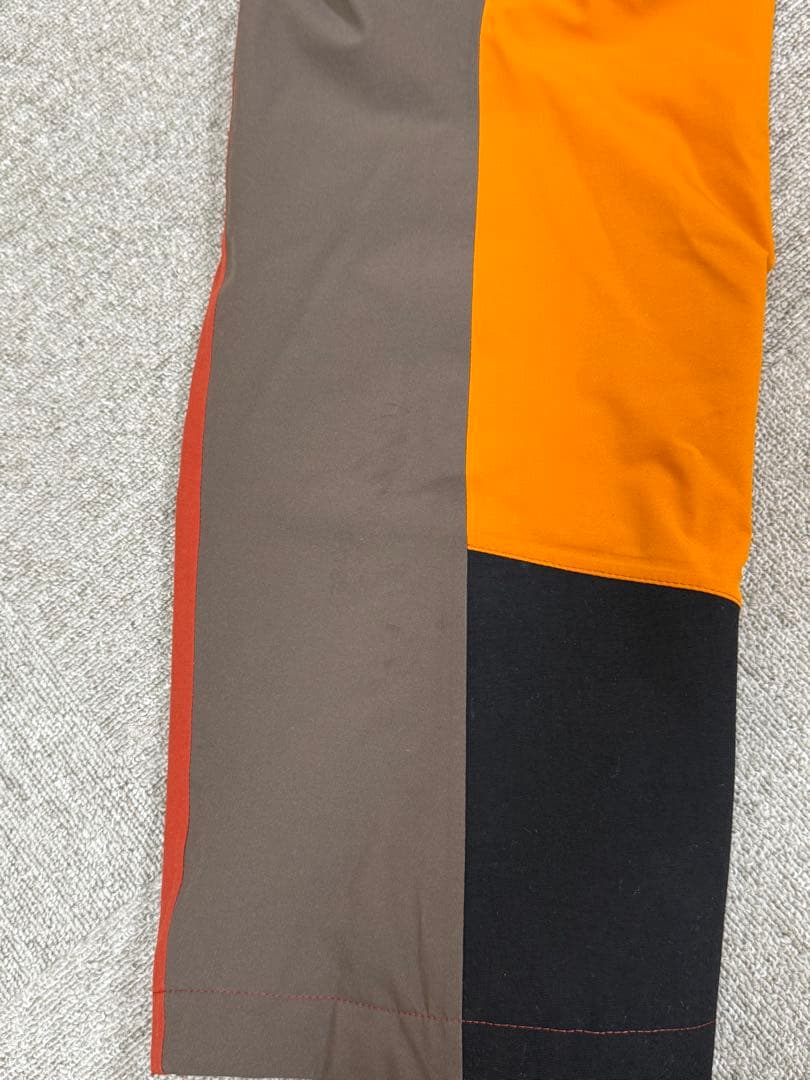 ★24/25年・美品★非売品 選手用 デサントメイト　スキーウエアセットLサイズ