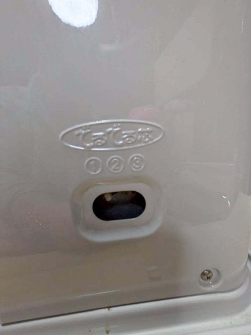 トヨトミ　石油ストーブ　RS-H29G 2017年製　キャンプ