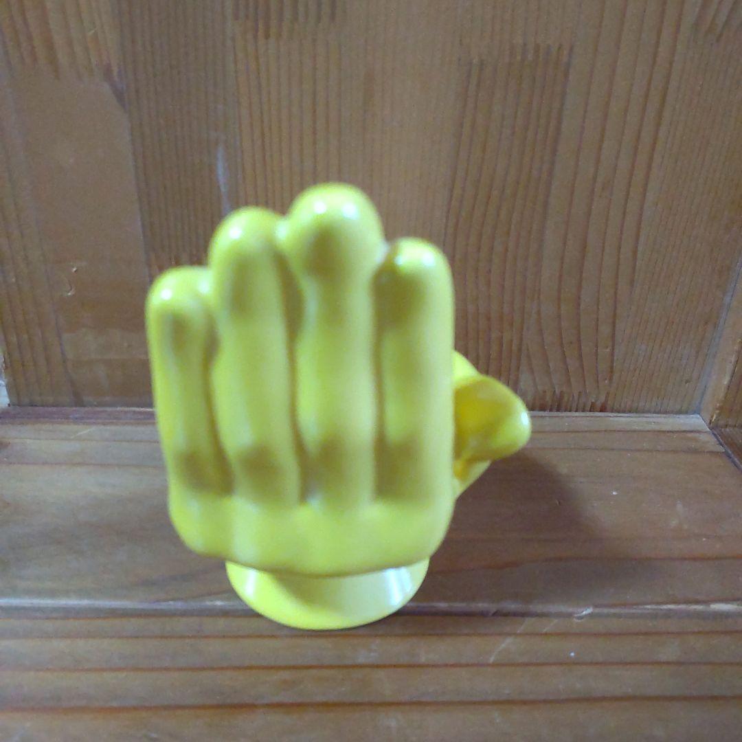 ＼芸術は爆発だ／岡本太郎の手の椅子ミニチュアver＼8982／