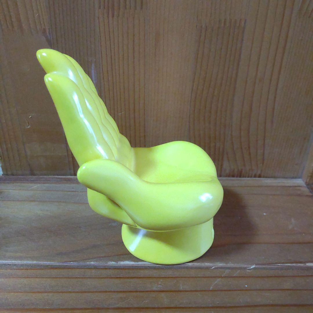 ＼芸術は爆発だ／岡本太郎の手の椅子ミニチュアver＼8982／