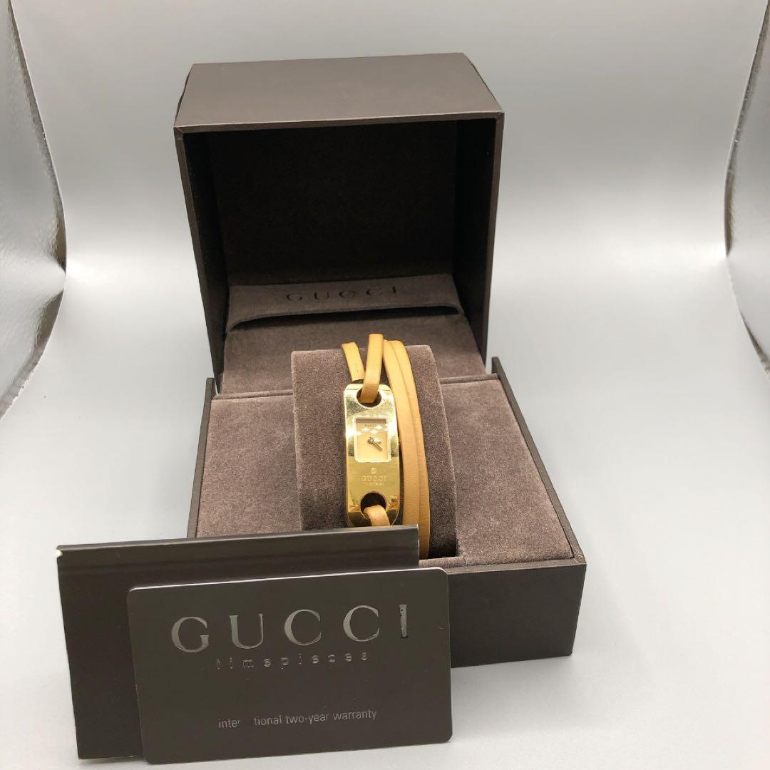 ジャンク　GUCCI 6100L　アナログ　腕時計　 ゴールド　バングル　不動