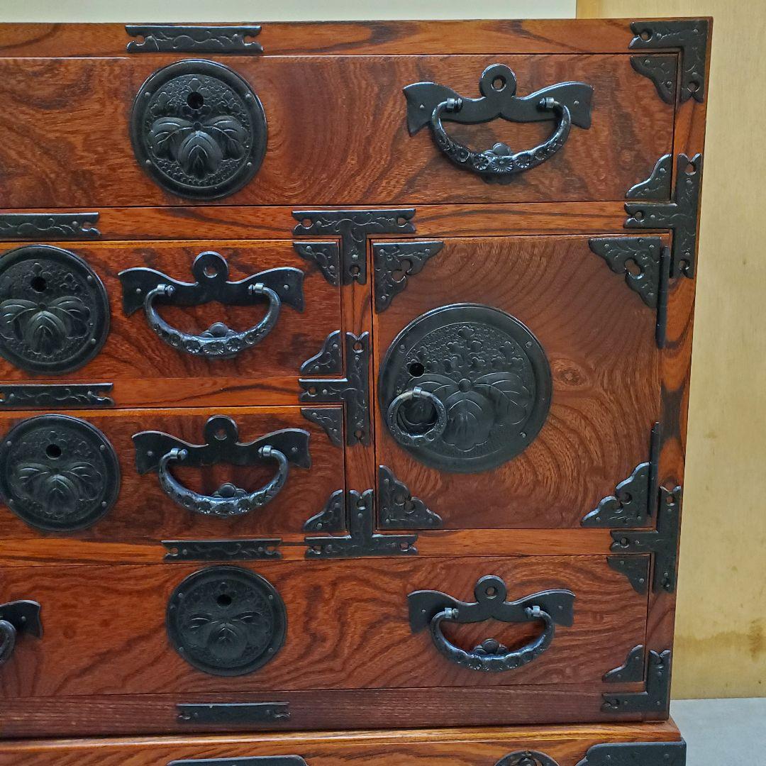 アンティーク 伝統的な船箪笥　木製箪笥 中型 引き出し