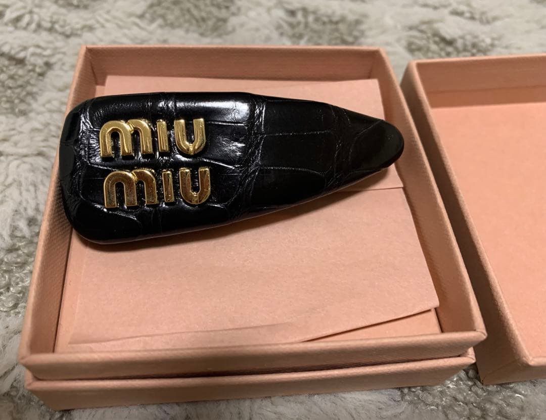 【超希少】miumiu 正規品　ヘアピン　バレッタ　極美品　クロコダイル