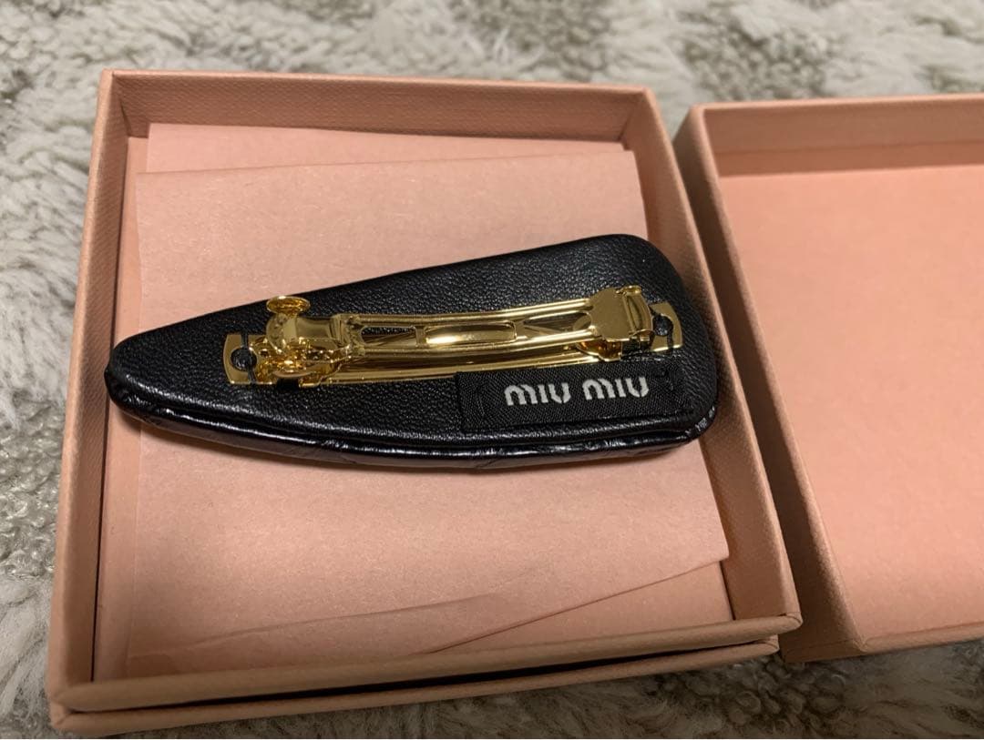 【超希少】miumiu 正規品　ヘアピン　バレッタ　極美品　クロコダイル