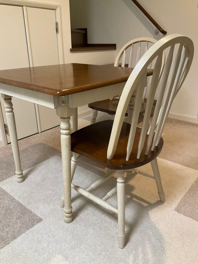 出品②　マキアート　ダイニング　テーブルx1 & チェアx2 セット