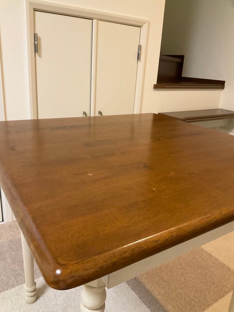 出品②　マキアート　ダイニング　テーブルx1 & チェアx2 セット