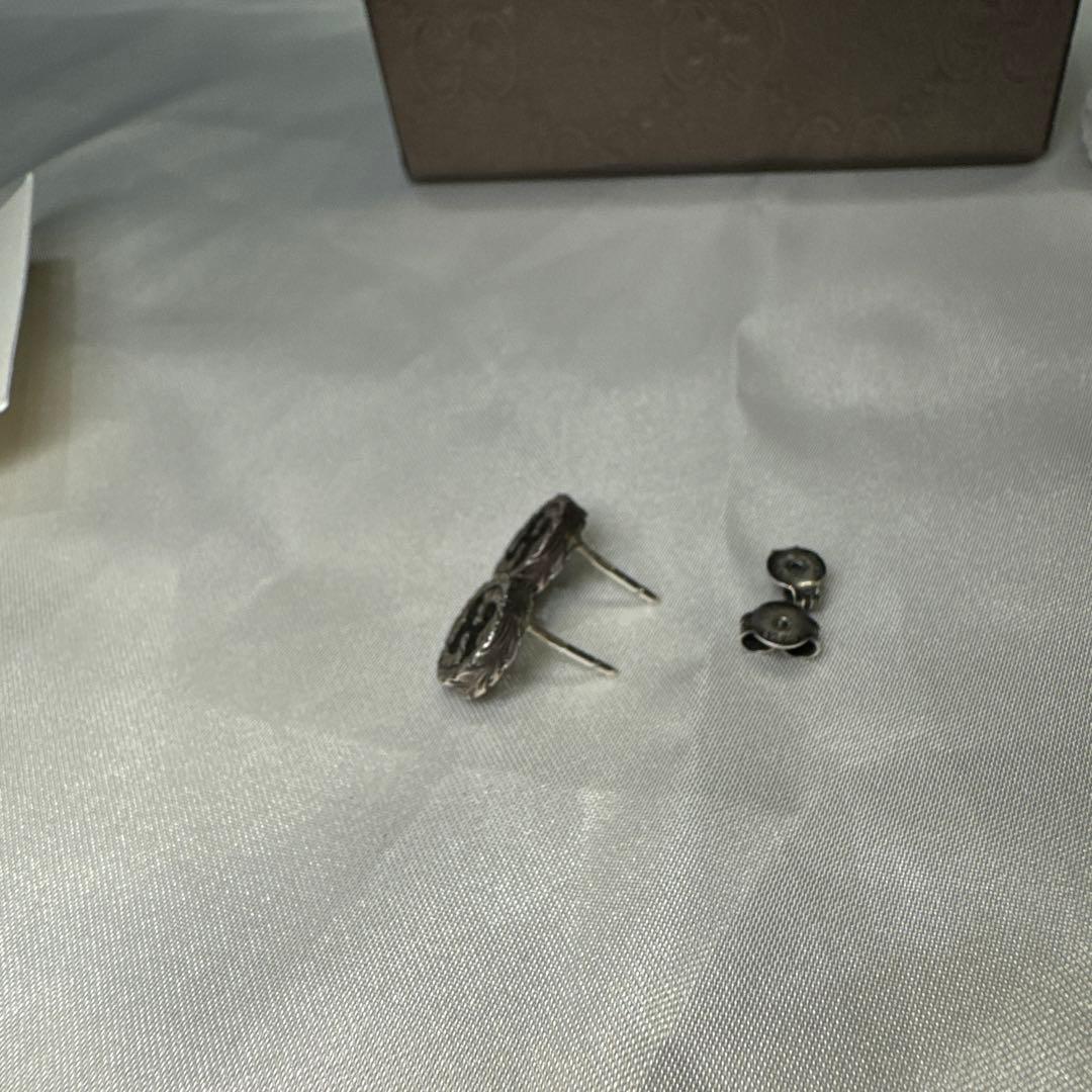 GUCCI インターロッキング　ピアス