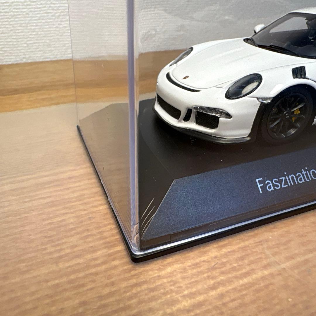 porsche ポルシェ　911 GT3 RS 1/43 ミニカー　ホワイト