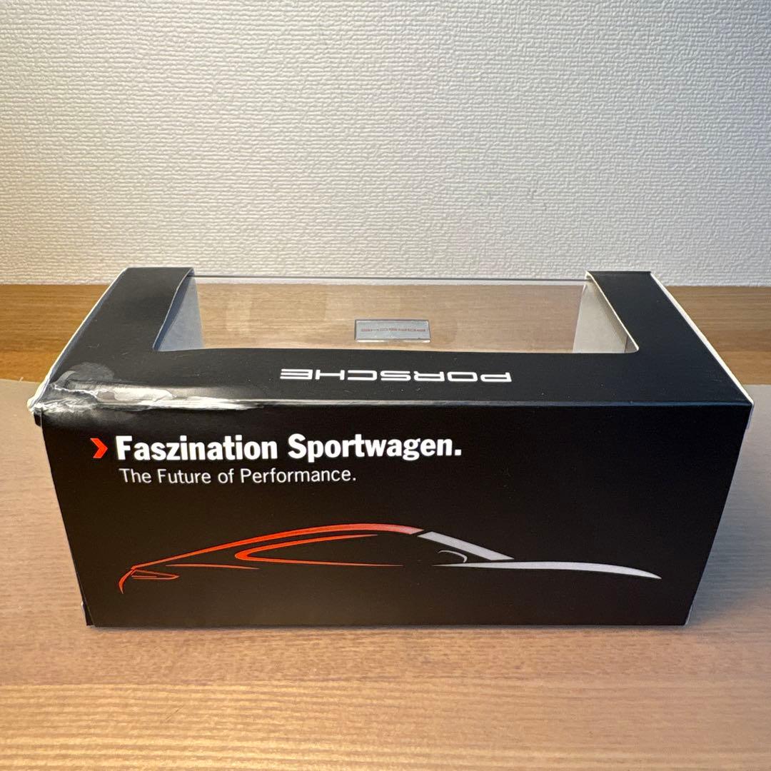 porsche ポルシェ　911 GT3 RS 1/43 ミニカー　ホワイト