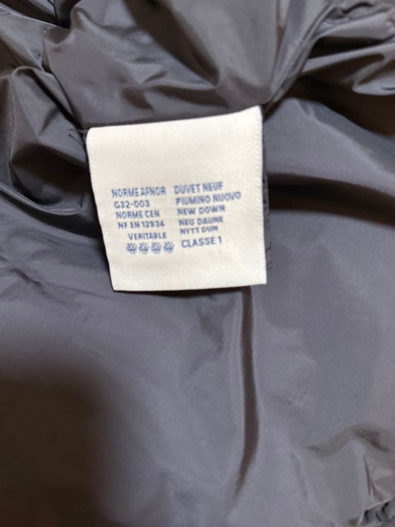 美品モンクレールファー付きダウンベスト