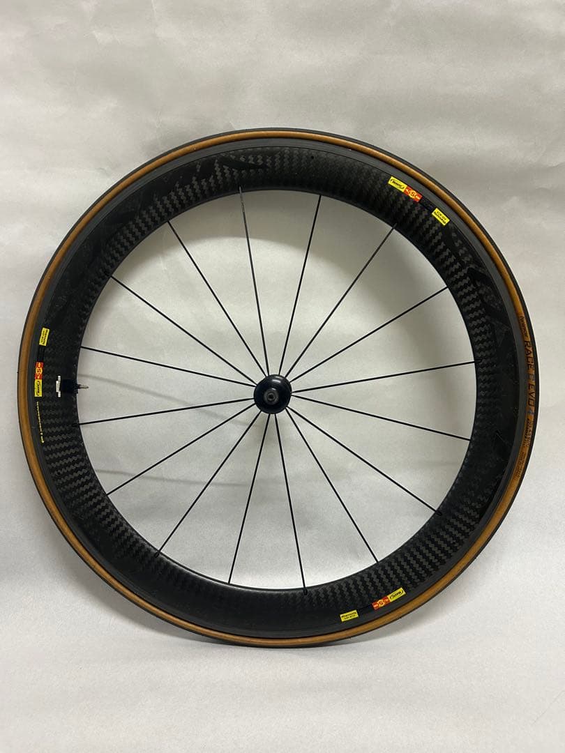 COSMIC カーボンホイール