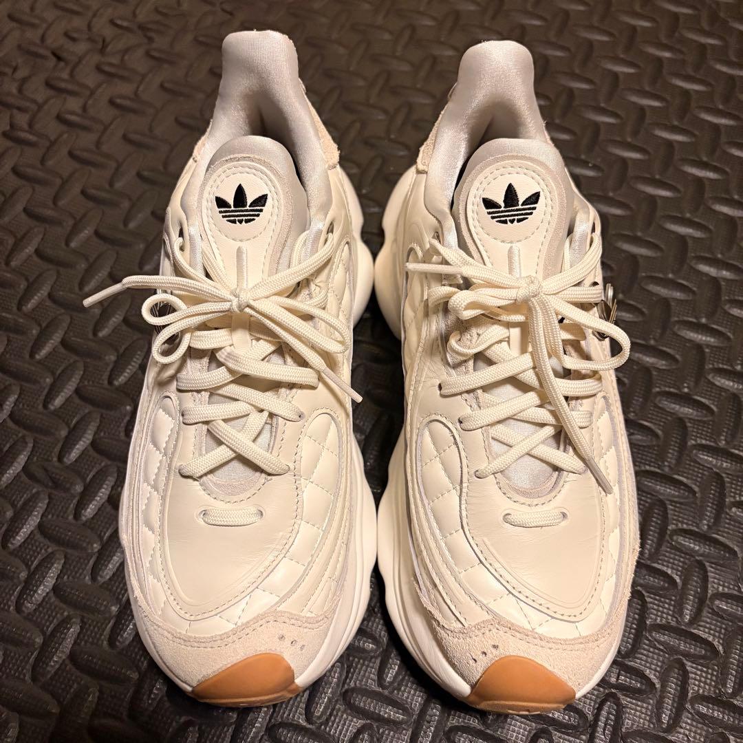 【再出品】adidas オズヴィーナス OZVENUZ 厚底