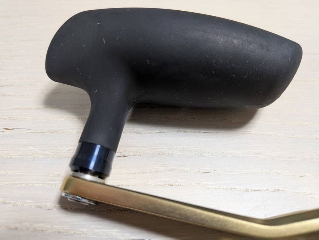 ソルティガIC 300H-SJ 純正ハンドル