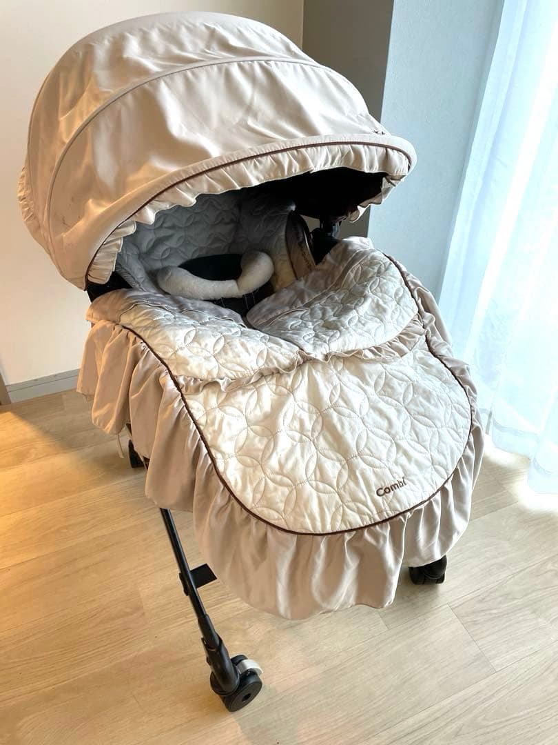 combi ネムリラ オートスウィング おやすみドーム 最高級モデル 訳あり格安