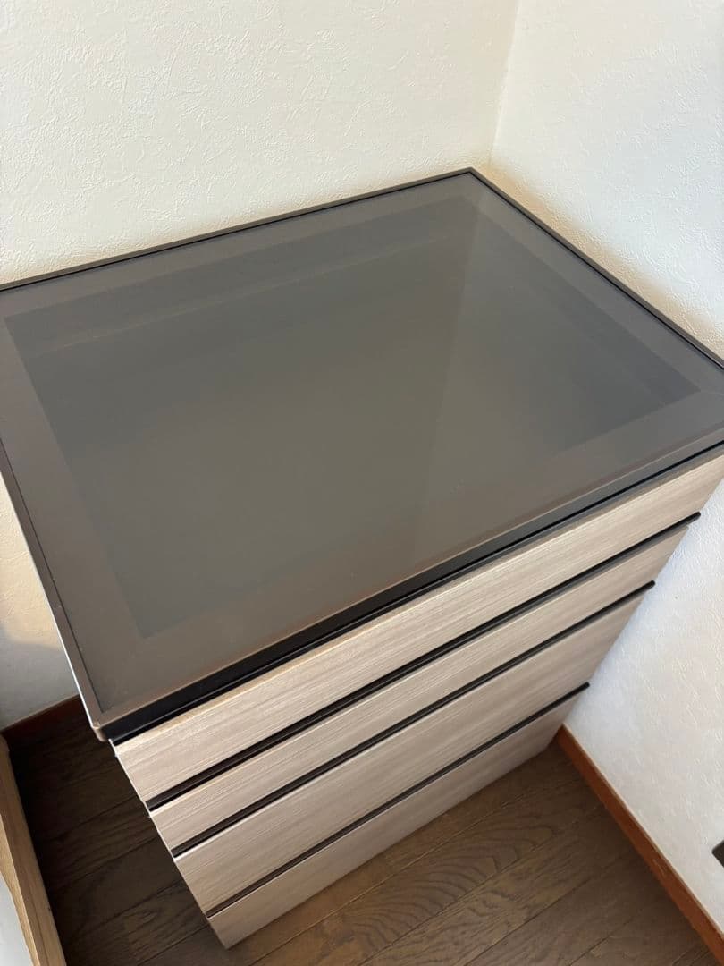 木製4段チェスト ガラス天板付き