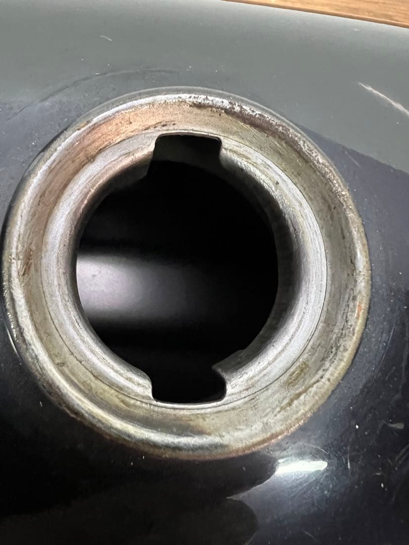 【送料込み】外品⭐︎エイプ50 ガソリンタンク⭐︎カギ付き