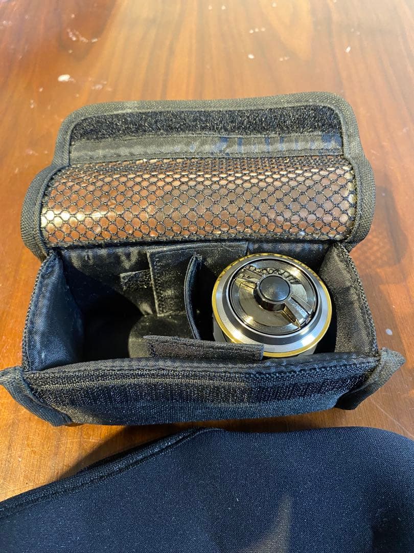 ダイワ06トーナメントＺ2500ＬＢ