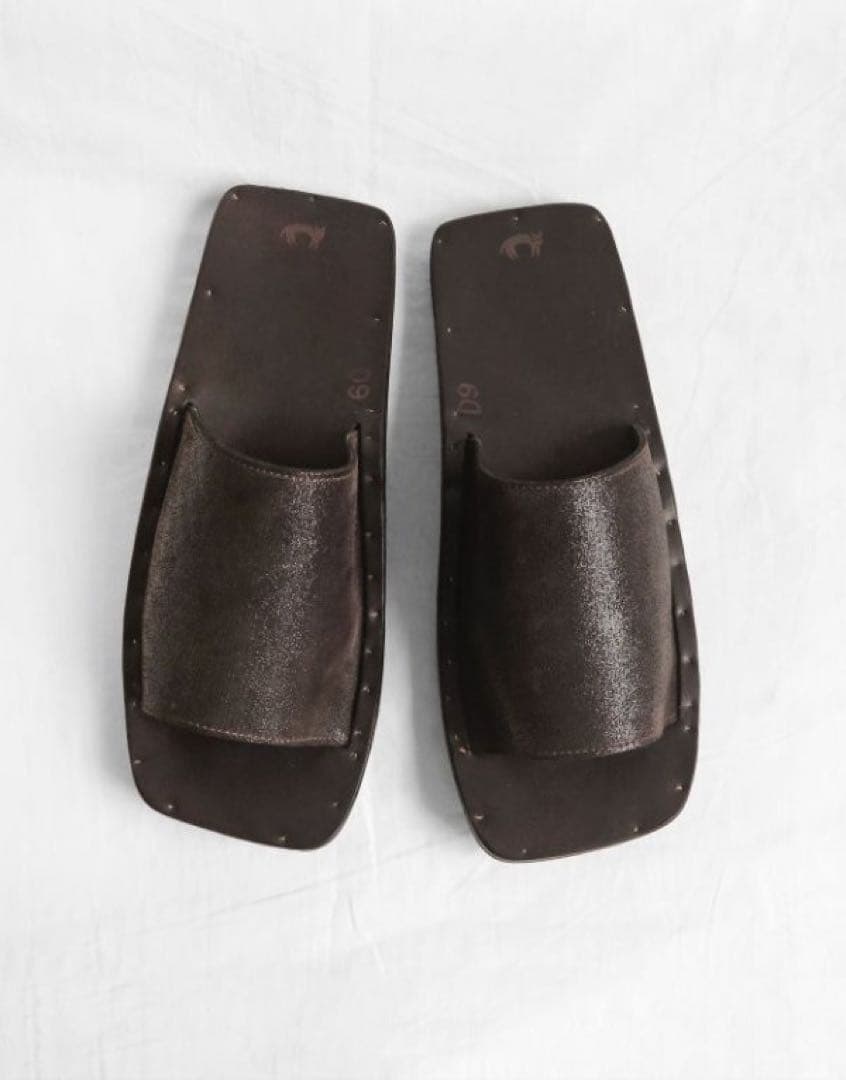 希少美品　ユッタニューマン Jutta Neumann SAM D9 サンダル