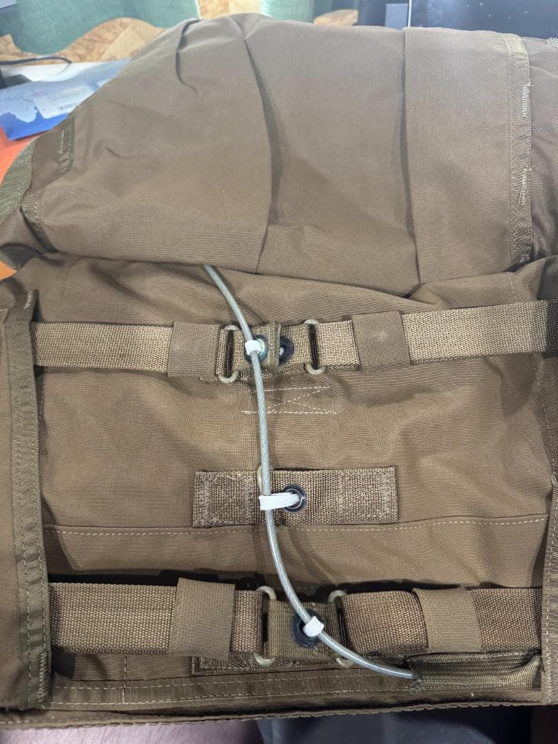 米軍　実物ECLIPSE ボディアーマー ベスト Large 送料無料