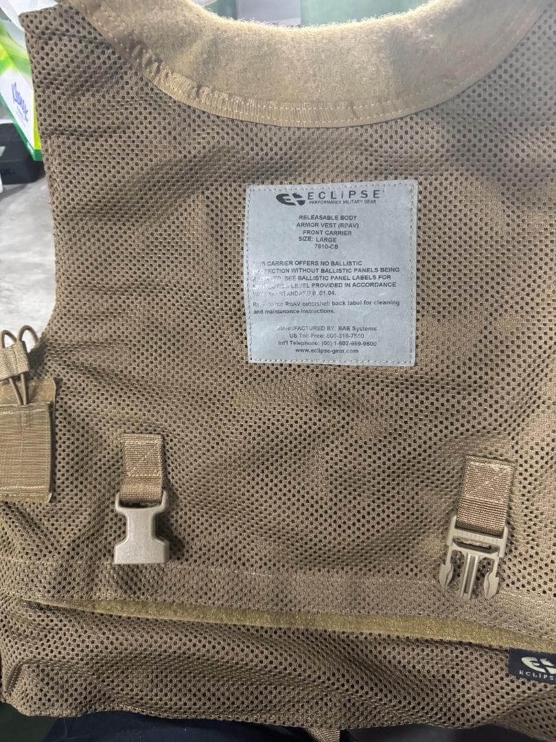 米軍　実物ECLIPSE ボディアーマー ベスト Large 送料無料
