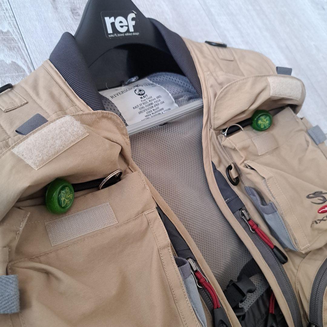 フィクスエンド　フライベスト　　 藤成史氏監修モデル　Mサイズ　タンカラー