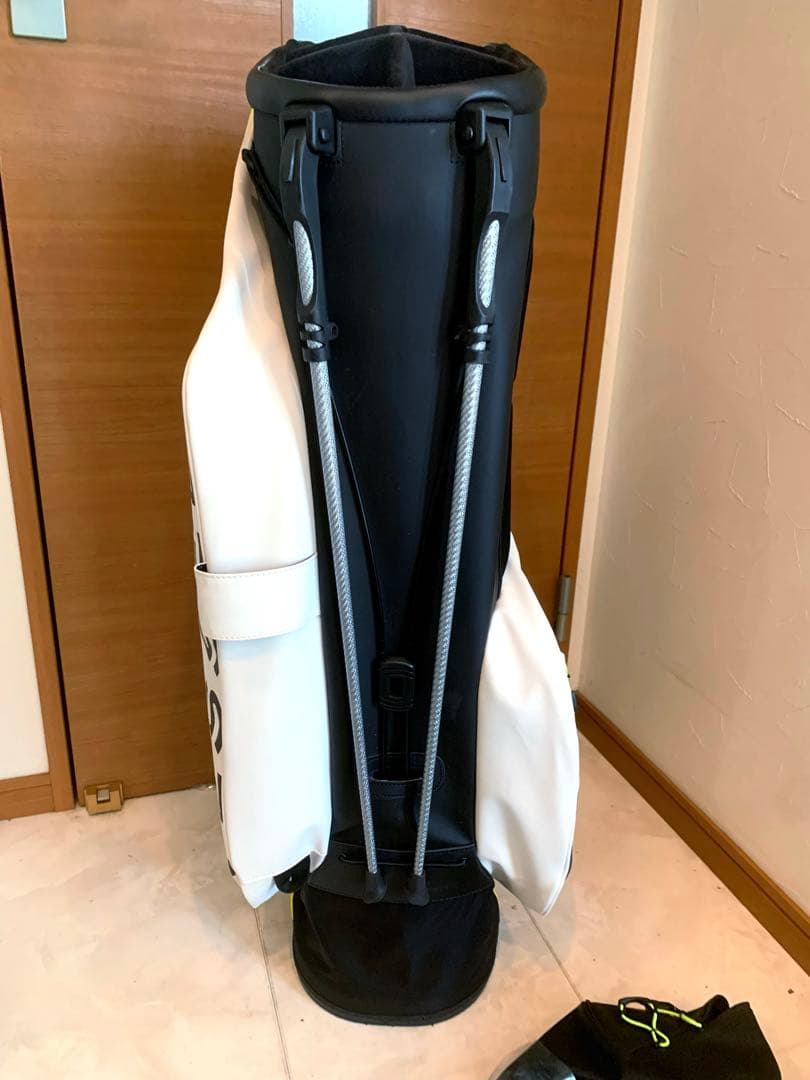 ほぼ未使用　ベゼル　VESSEL プレーヤー3 スタンド　キャディバッグ