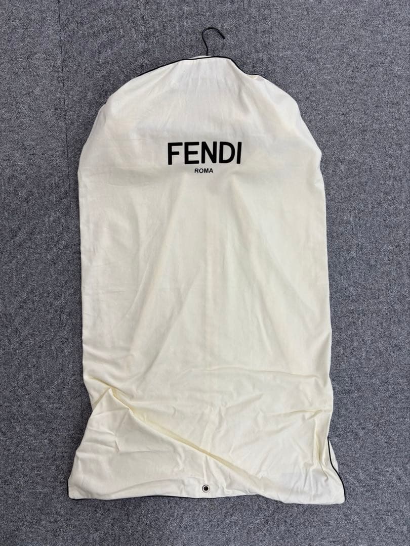 Fendi スタジャン 黒/茶色　XL