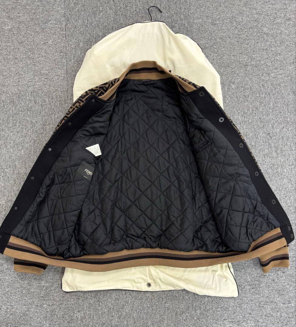 Fendi スタジャン 黒/茶色　XL