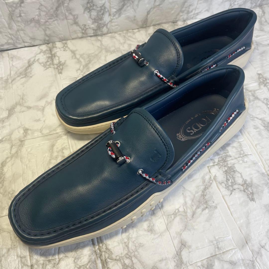 トッズ　レザー　ドライビングシューズ　ネイビー　箱　保存袋付　TOD’S 29