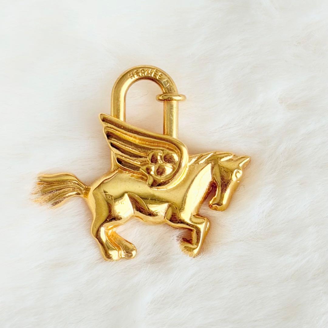 ア*ト様 HERMES（エルメス）　カデナ　1993年　ペガサス　ゴールド