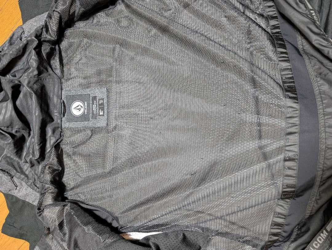 VOLCOM GORE-TEX フード付きジャケット