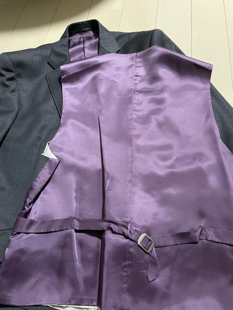 グレー スリーピーススーツ ウール混紡