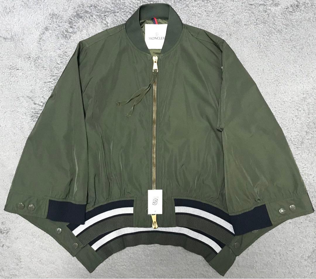 モンクレール　ミリタリーポンチョ