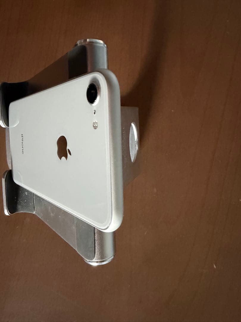 ⭐︎SIMフリー⭐︎iphone8 64GB シルバー