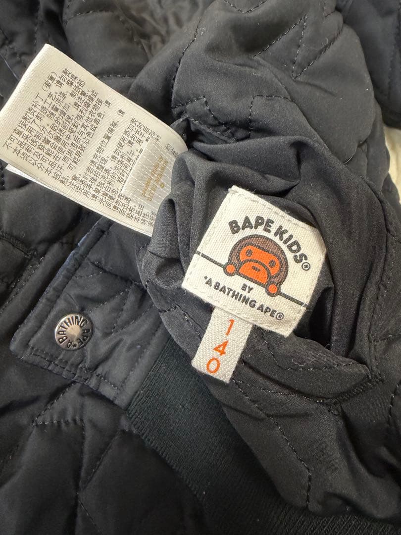 エイプ　キッズ　アウター　ブルゾン　140