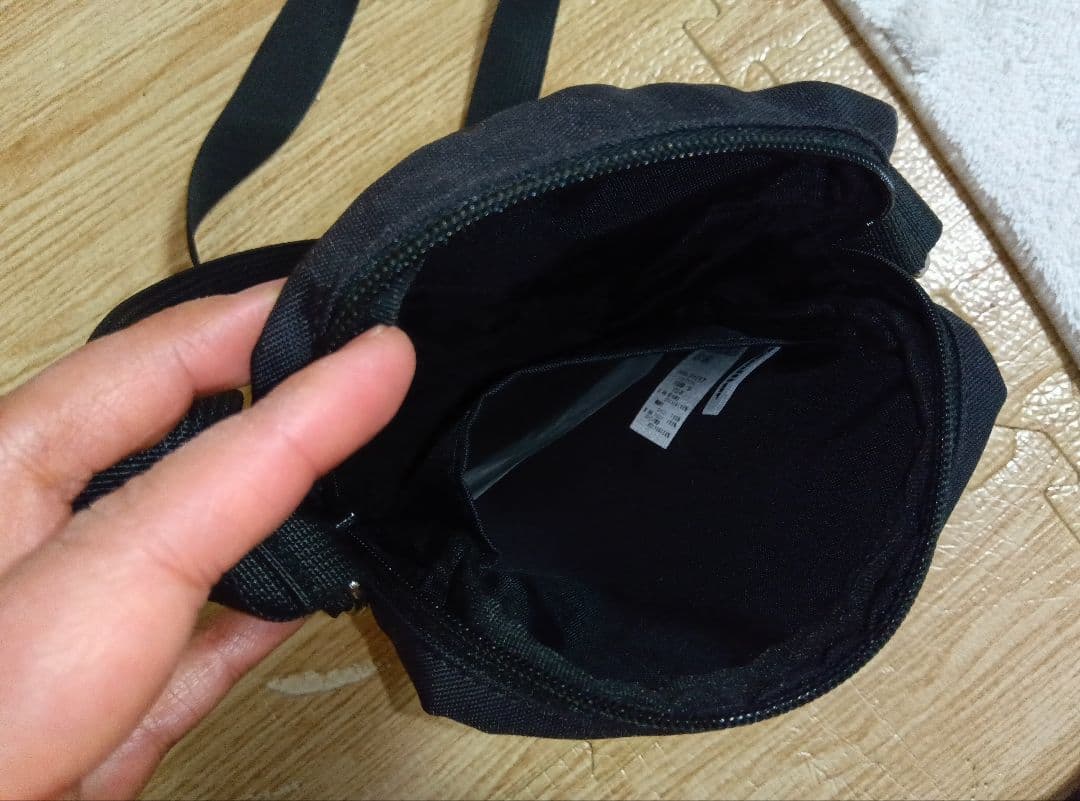 カ*ん様 レア　美品ファミリアピクセルアート　 ショルダーバッグ