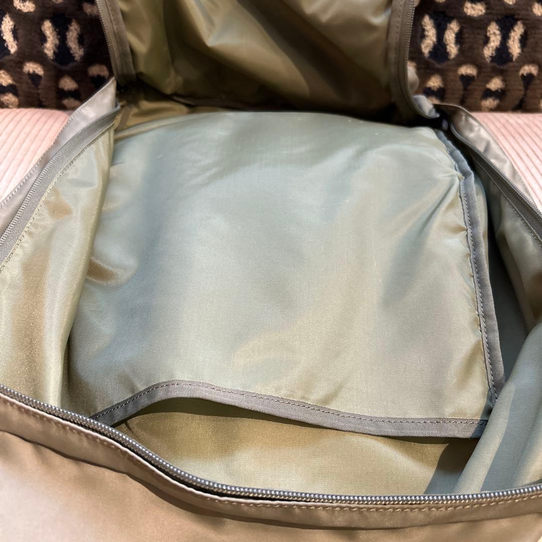 WTAPS オリーブ リュック カーキ　グリーン／依頼値下げ本日のみ