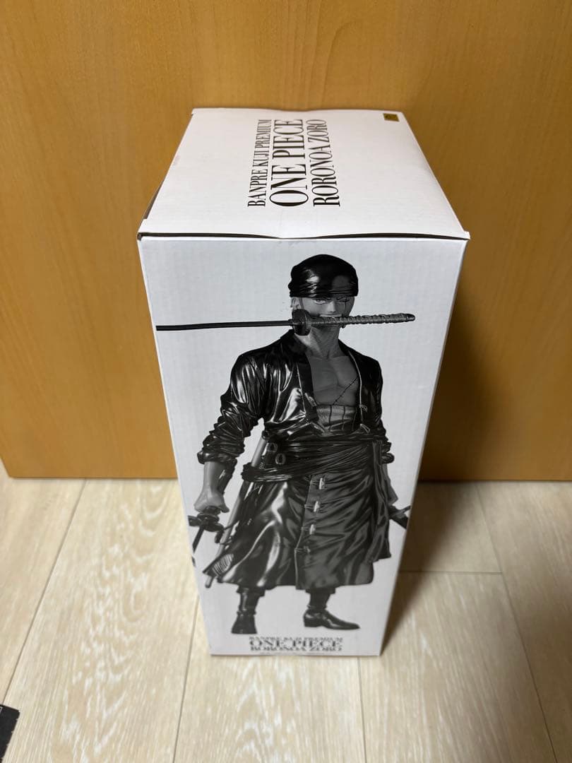 バンプレくじ PREMIUM ワンピース　ゾロ　C賞　メタリックカラー