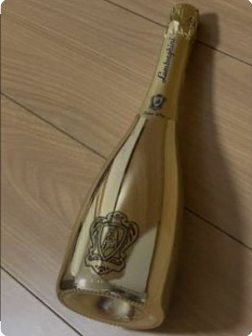 Lamborghini シャンパン 750ml