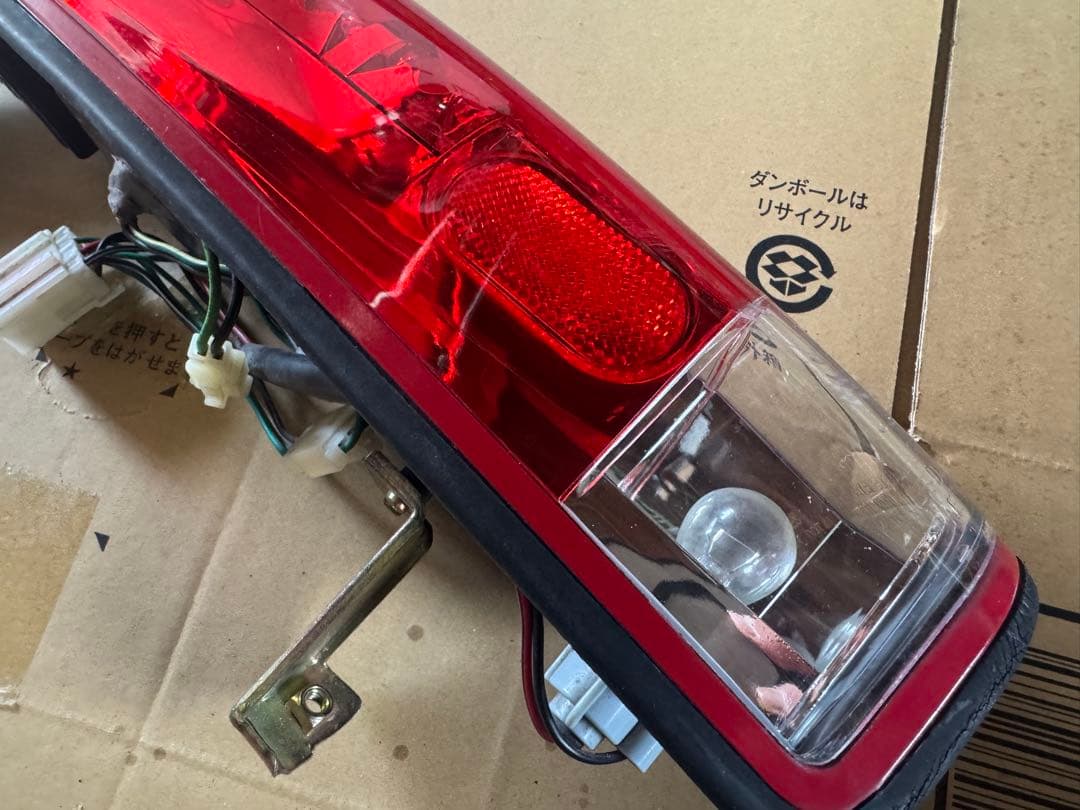 D21ダットサントラック LEDテールランプ
