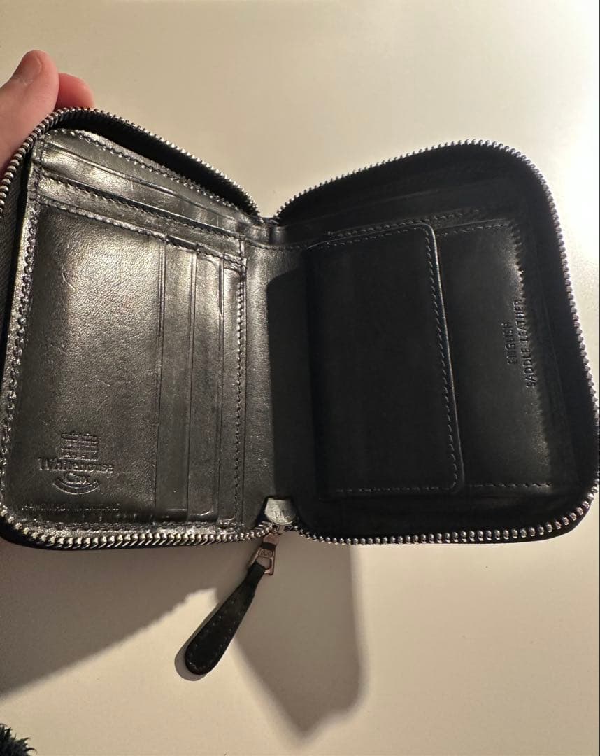 ホワイトハウスコックス 二つ折り財布