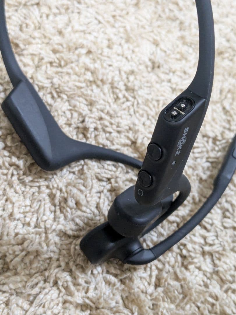 SHOKZ OpenComm2 骨伝導イヤホン