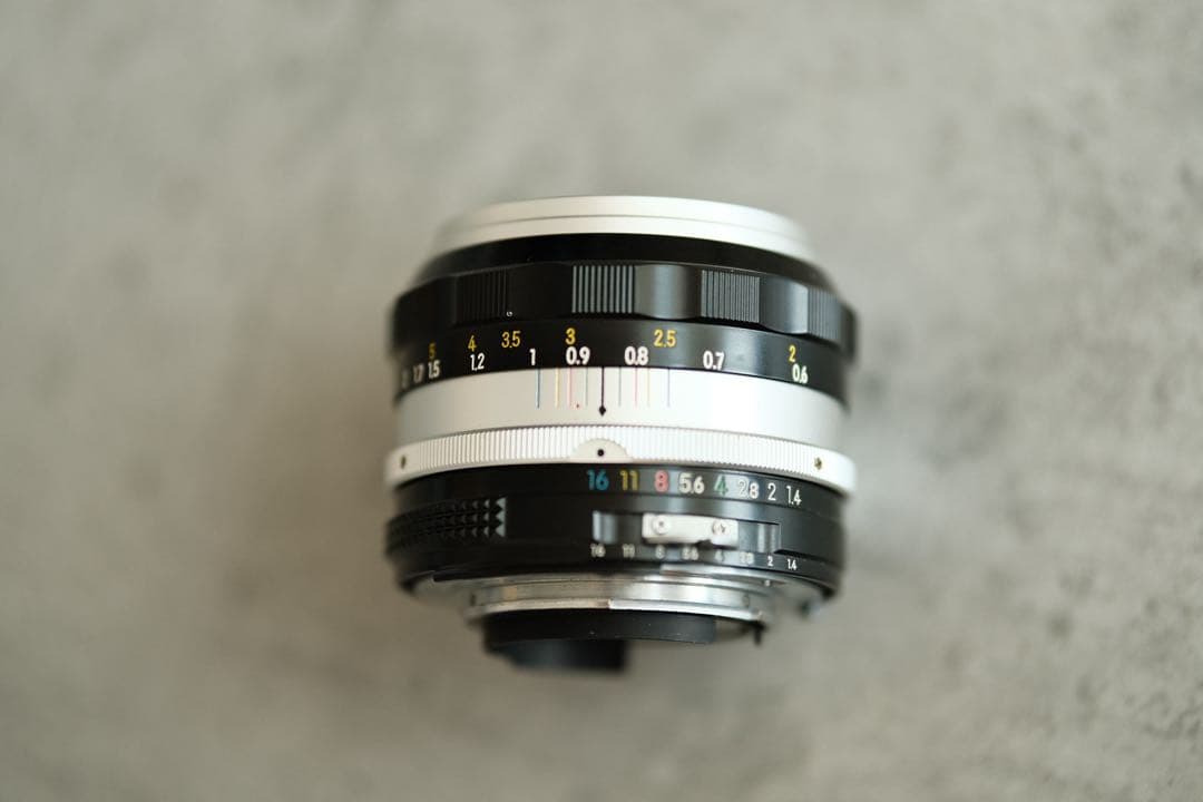 ニコン NIKKOR-S Auto 50mm F1.4レンズ