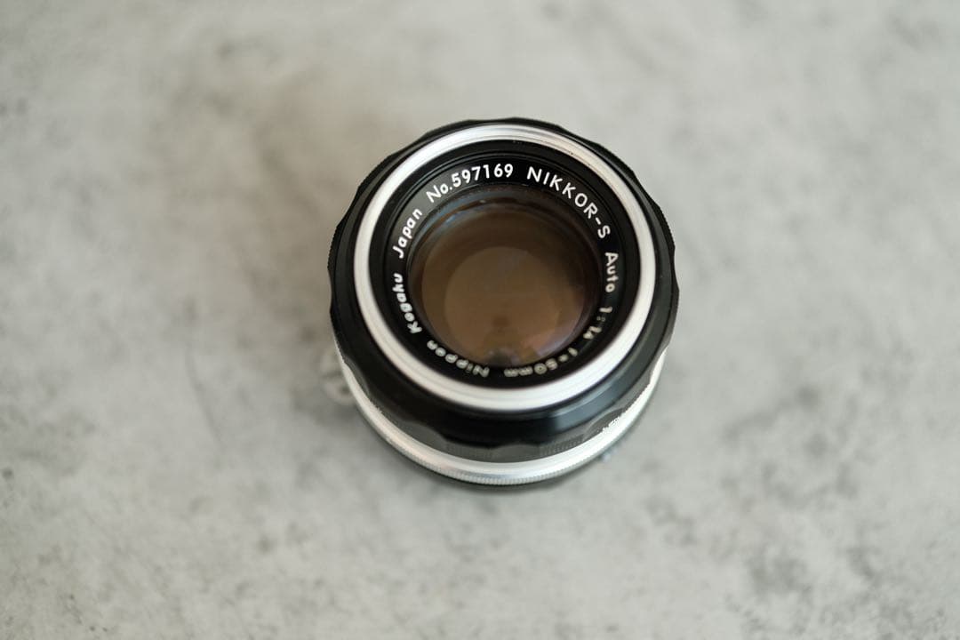 ニコン NIKKOR-S Auto 50mm F1.4レンズ