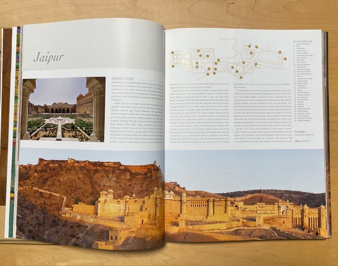 FORTS & PALACES OF INDIA インドの城跡と宮殿