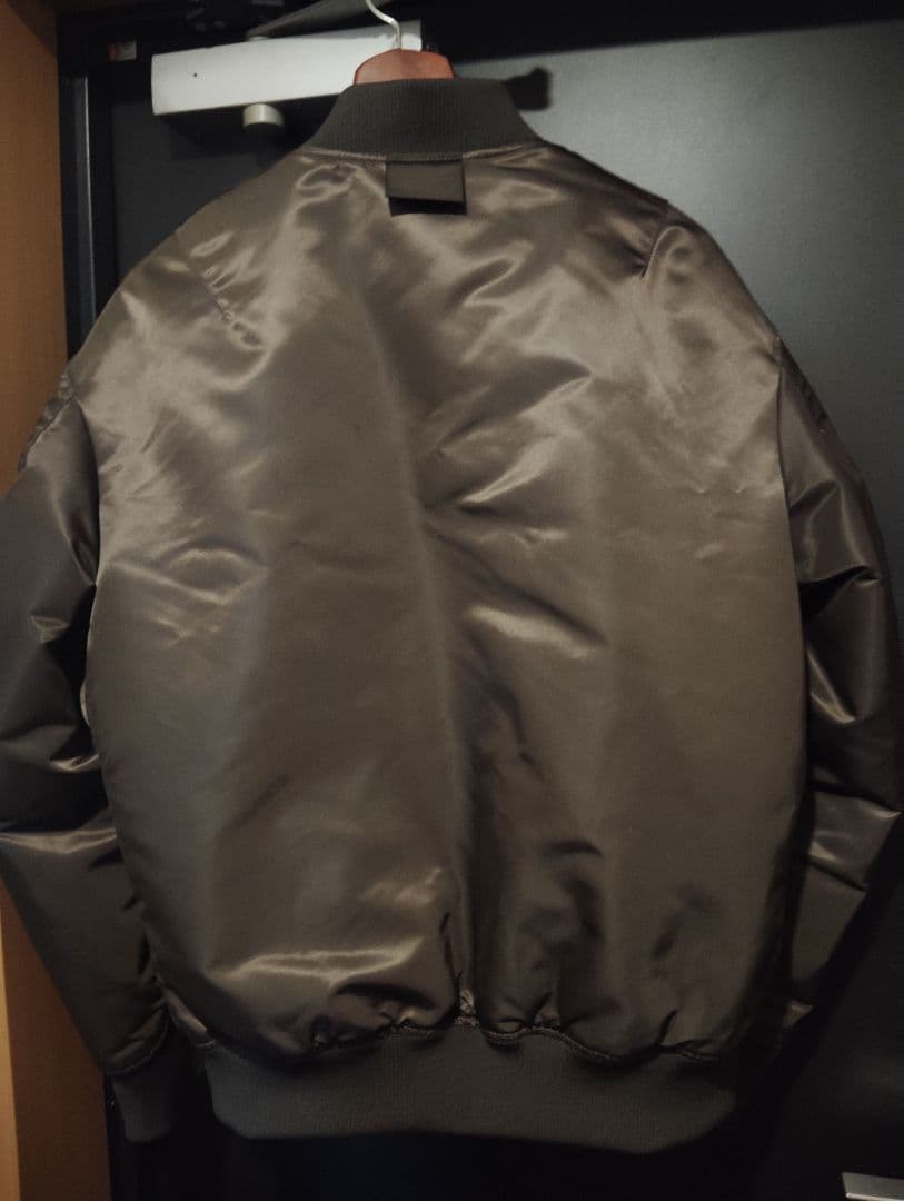 +J ハイブリッドダウンオーバーサイズ MA-1 GRAY　UNIQLOユニクロ