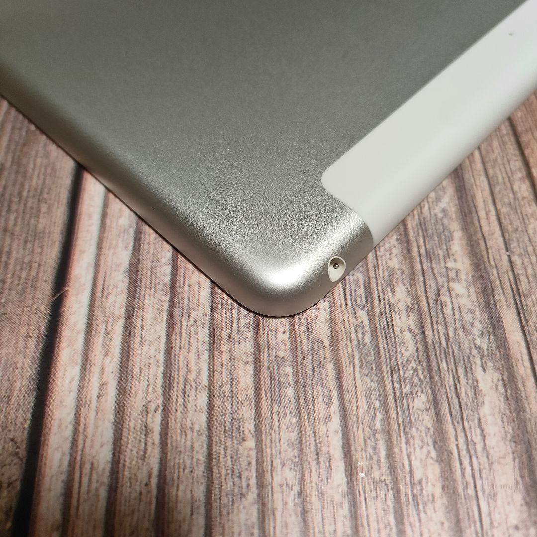iPad 第6世代 32GB SIMフリー 美品 バッテリー100%