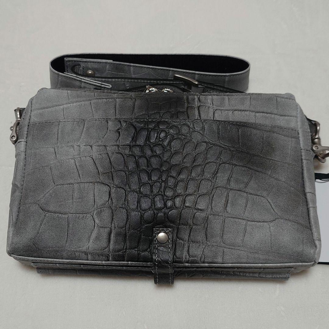 M.U.L.エムユーエル　ホワイトヌバッククロコダイル型押しショルダー