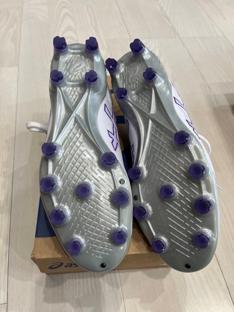 新品未使用★アシックス DS LIGHT ACROS3／WHITE 25.5㎝