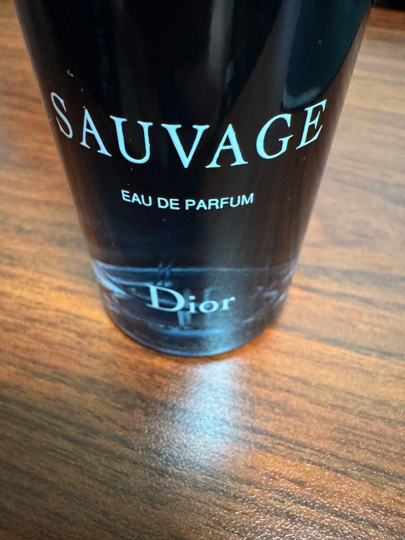 Dior SAUVAGE Eau de Parfum 100ml 定価17490